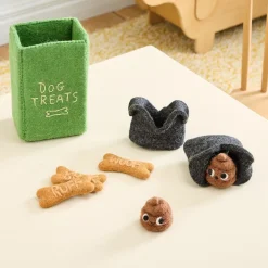 Kids West Elm Felt Dog Walker Kit