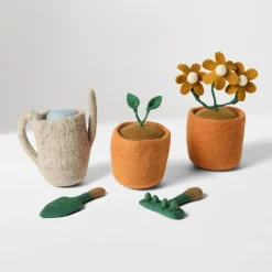Kids West Elm Felt Gardener Set