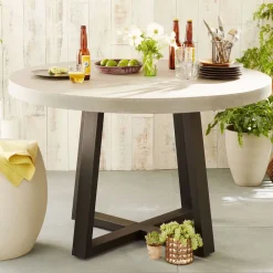 West Elm Malfa Outdoor Round Dining Table ( - )