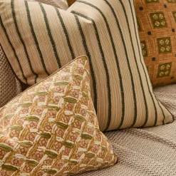 West Elm Pierce & Ward Floral Filigree & Throw Set